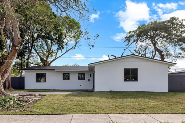 9770 SW 159th St, Miami, FL 33157