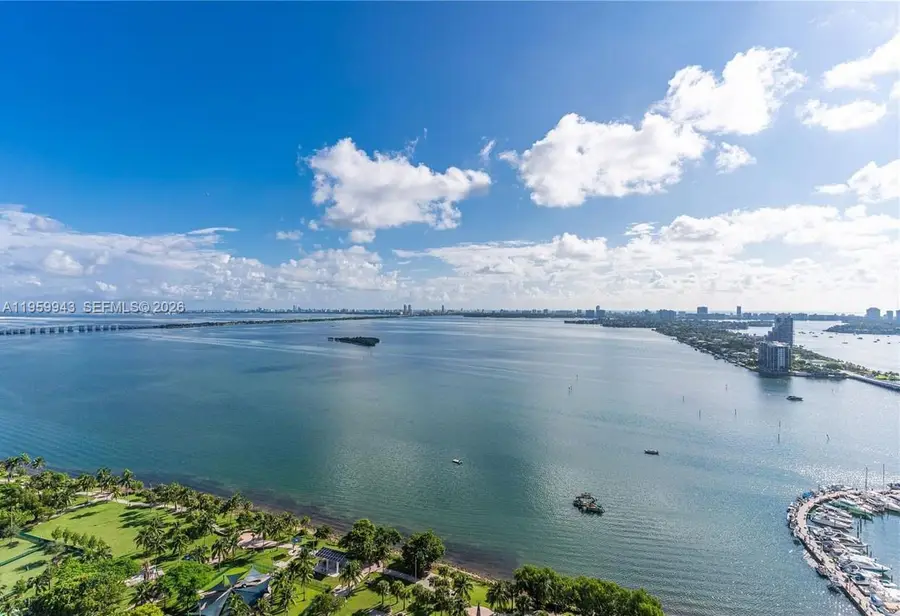 1750 N Bayshore Dr #3301, Miami, FL 33132 - Image #2