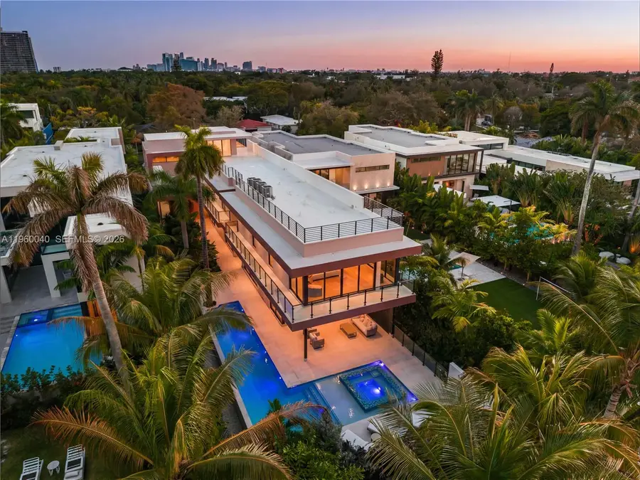 723 NE 77th St, Miami, FL 33138 - #2