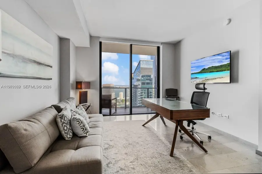 88 SW 7th St #3909, Miami, FL 33130 - Image #2