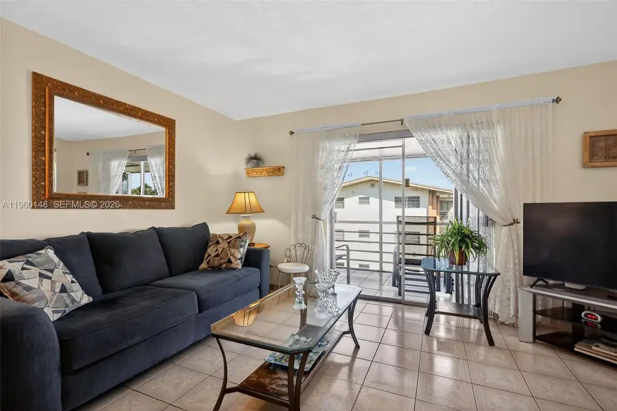 16900 NE 14th Ave #302, Miami, FL 33162 - Image #3