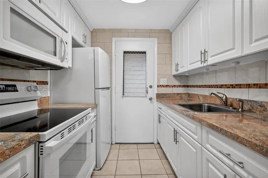 16901 NE 13th Ave #108, Miami, FL 33162 - Image #3