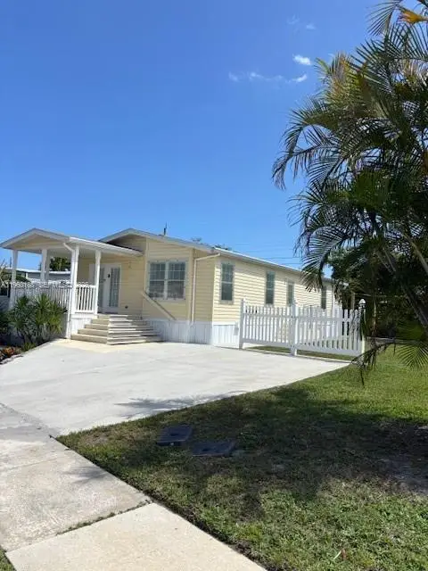 4206 Mocking Bird Dr, Boynton Beach, FL 33436 - #1