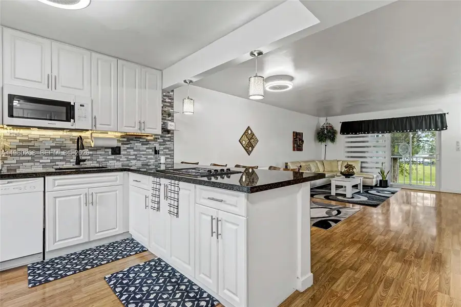 5100 Washington St #207, Hollywood, FL 33021 - Image #2