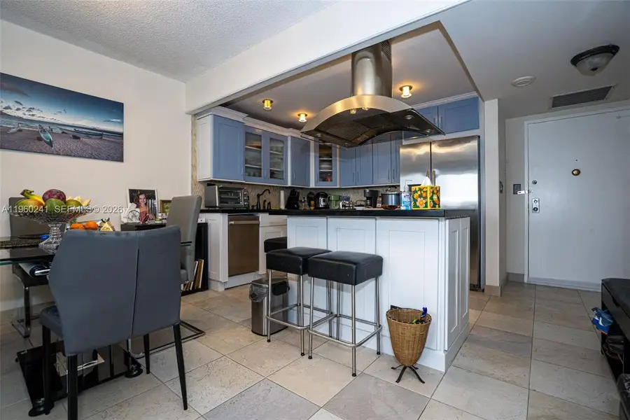 500 Three Islands Blvd #1007, Hallandale Beach, FL 33009 - Image #2