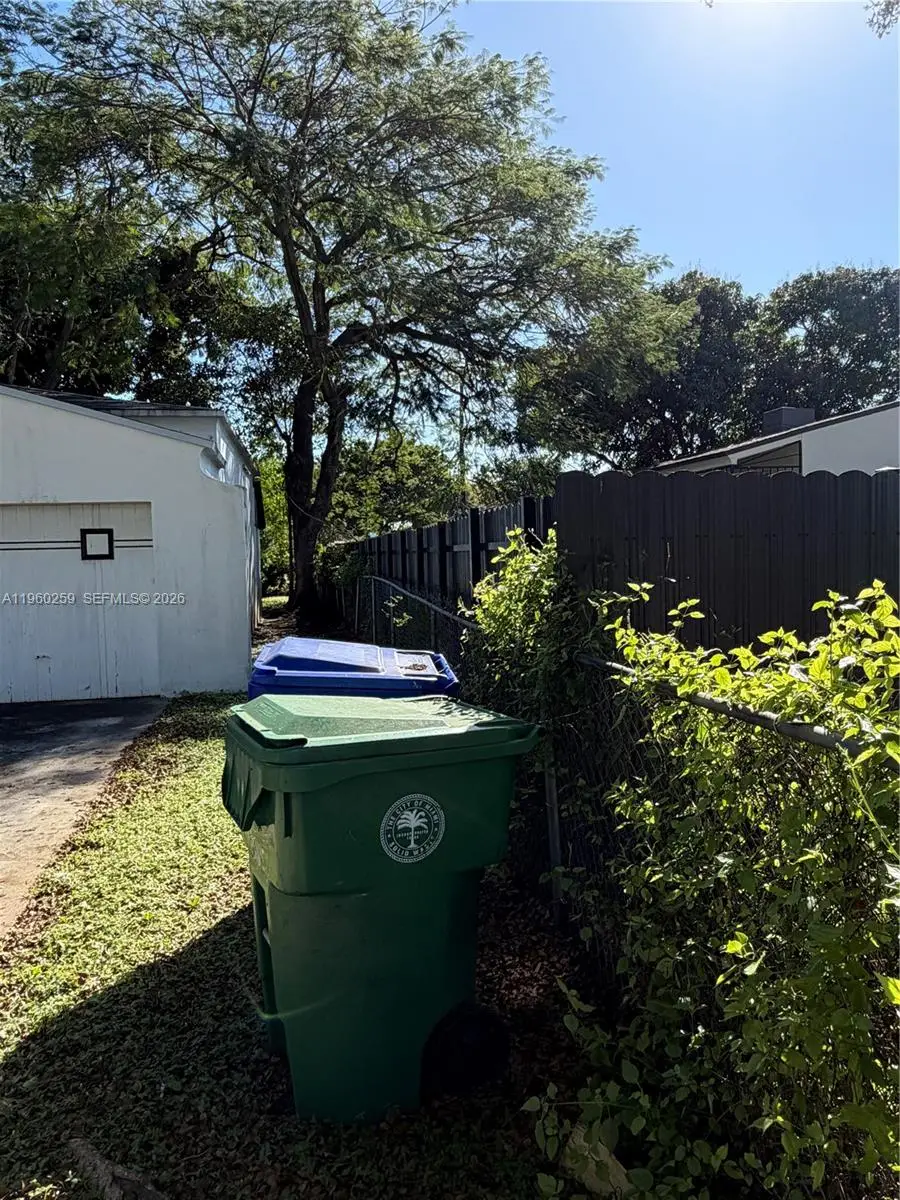 1070 NW 44th St, Miami, FL 33127 - Image #3