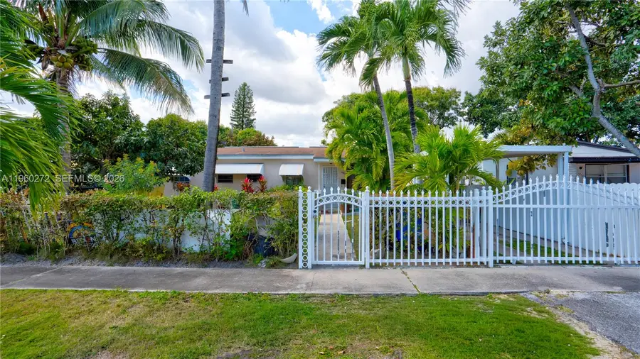 15700 NE 15th Pl, North Miami Beach, FL 33162 - #2