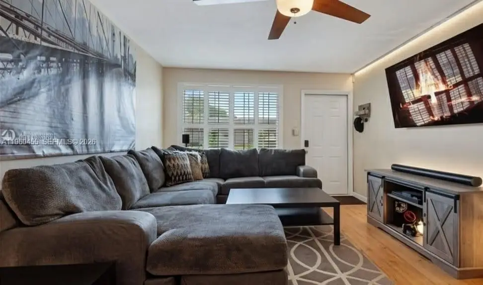 8069 SW 19th Ct, Davie, FL 33324 - Image #1