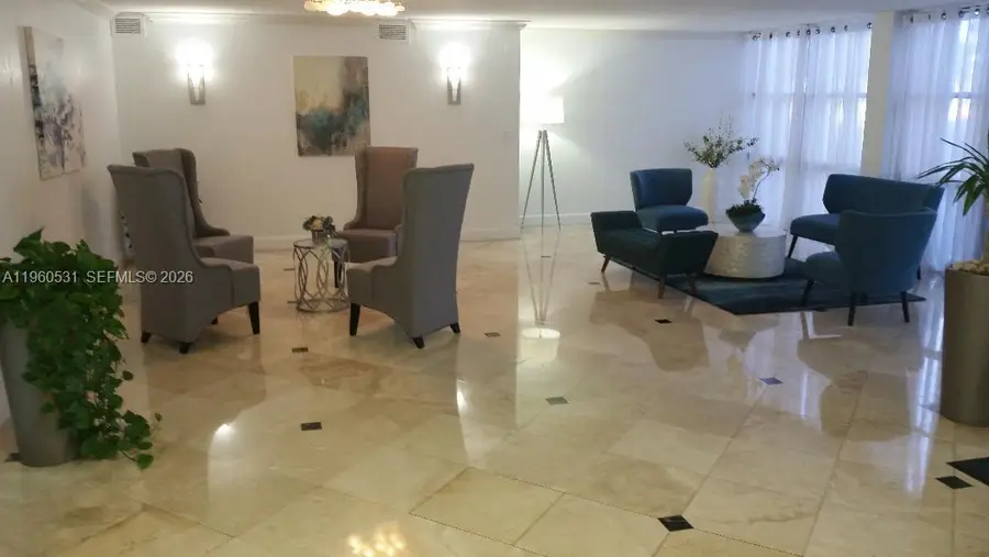 800 Parkview Dr #416, Hallandale Beach, FL 33009 - Image #2