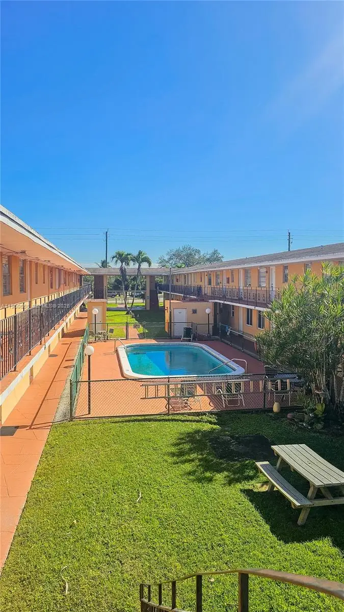 3800 SW 102nd Ave #221, Miami, FL 33165 - Image #2