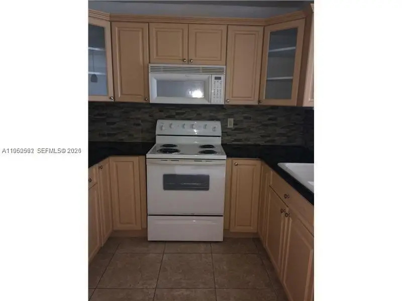 7732 Camino Real #F220, Miami, FL 33143 - #3