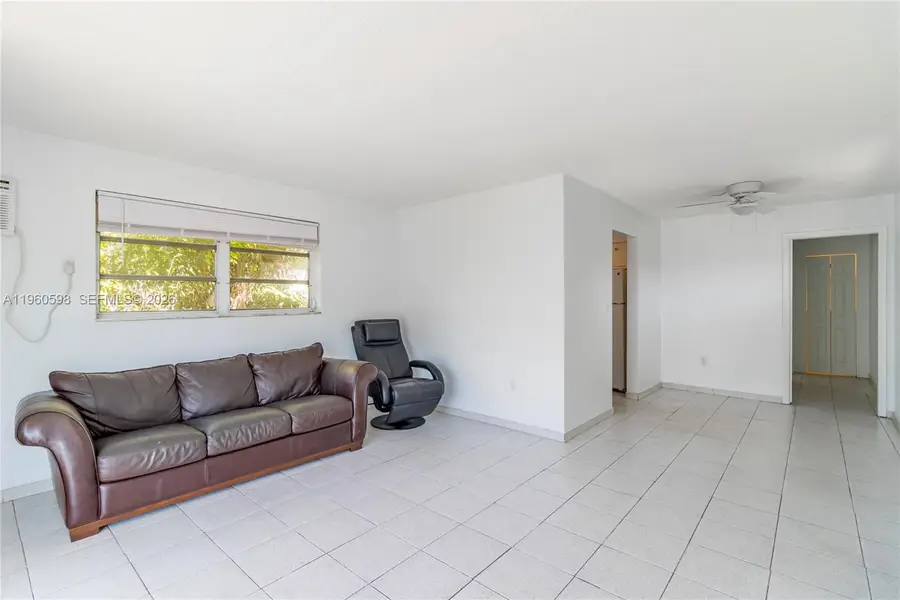 710 11th St #5, Miami Beach, FL 33139 - Image #3