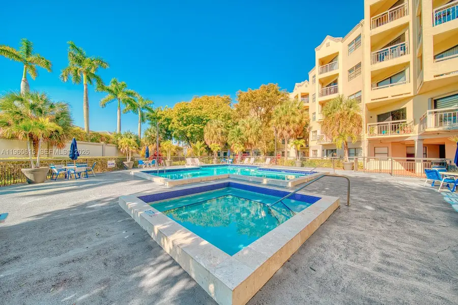 8290 Lake Dr #236, Doral, FL 33166 - #2