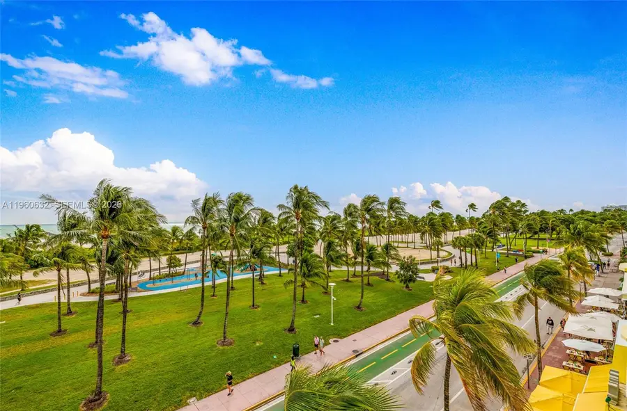 1250 Ocean Dr #2K, Miami Beach, FL 33139 - #3