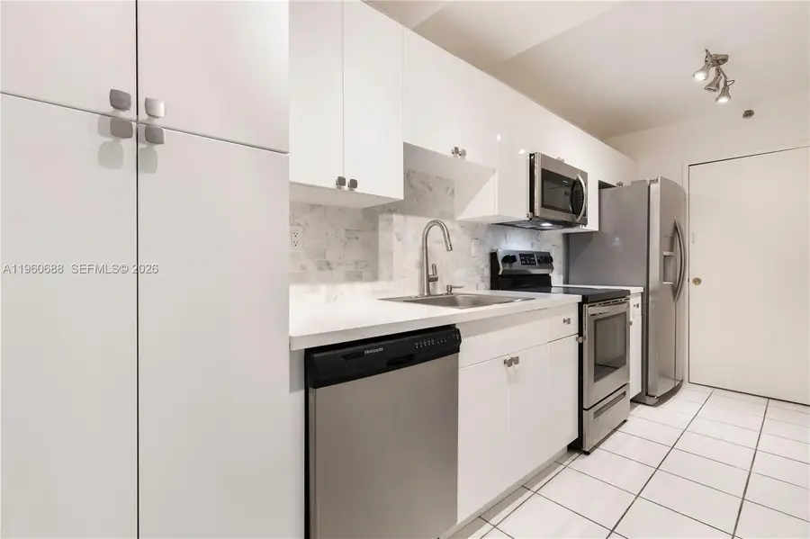 100 Lincoln Rd #307, Miami Beach, FL 33139 - #3