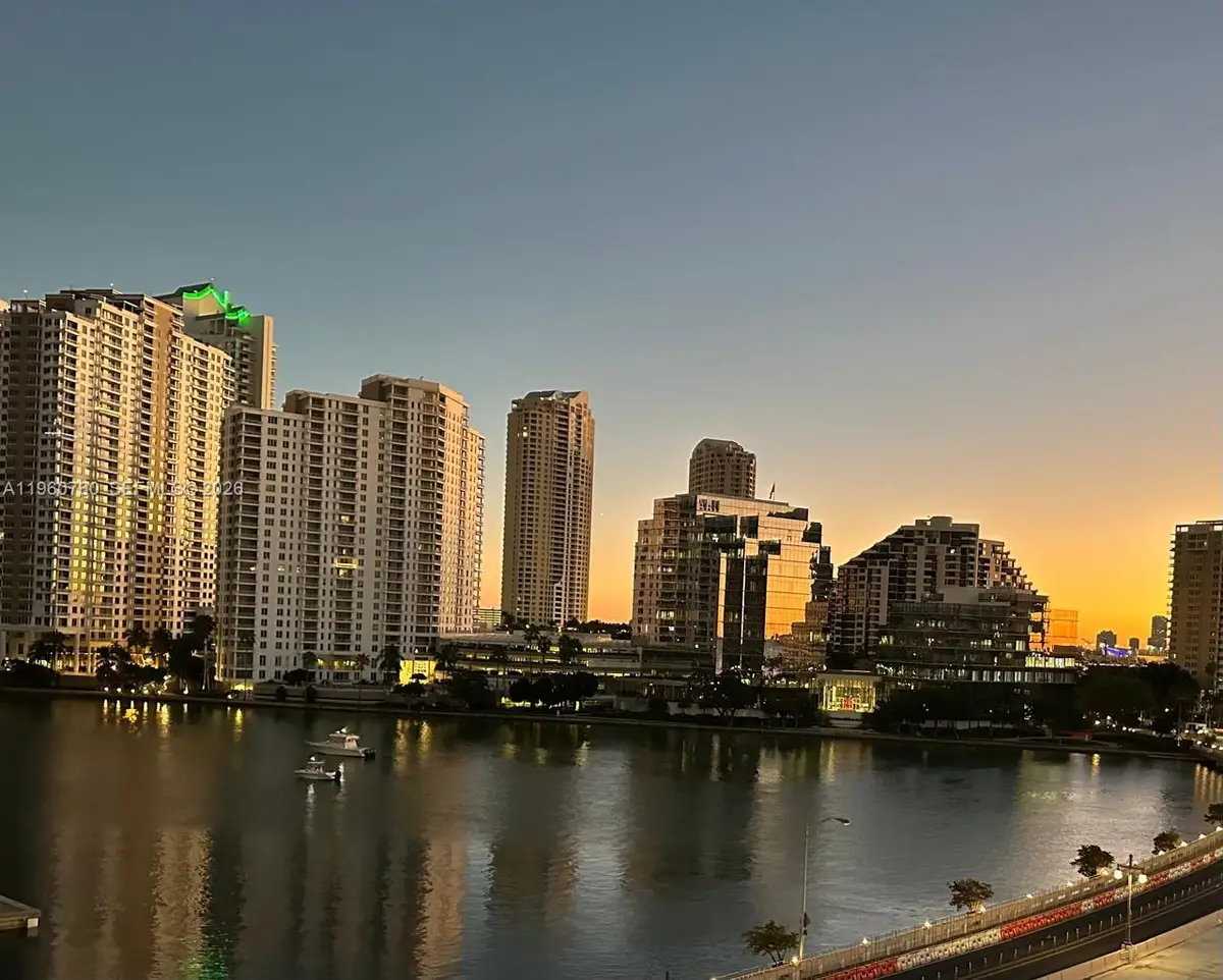 801 Brickell Bay Dr #761, Miami, FL 33131 - #1