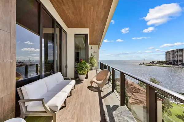 3581 E Glencoe St #605, Coconut Grove, FL 33133