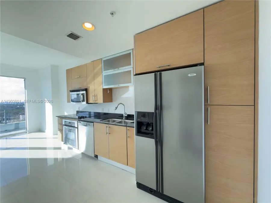 60 SW 13rd St #1605, Miami, FL 33130 - Image #3