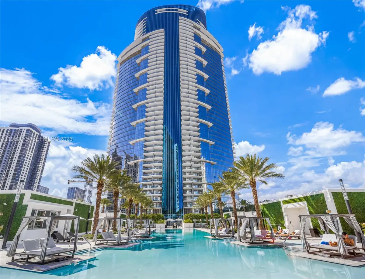 851 NE 1st Ave #204, Miami, FL 33132 - Image #1