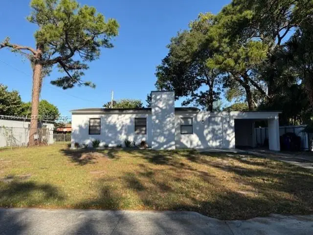 215 SW 21st Way, Fort Lauderdale, FL 33312 - Image #2