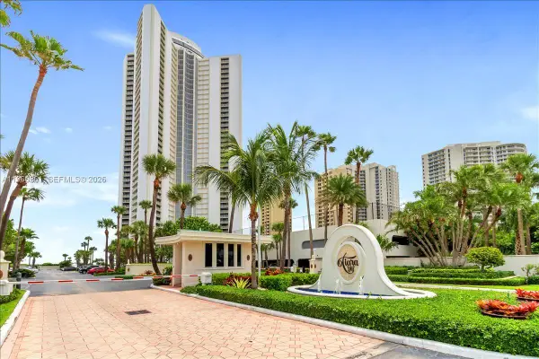 3000 N Ocean Dr #3B, Singer Island, FL 33404