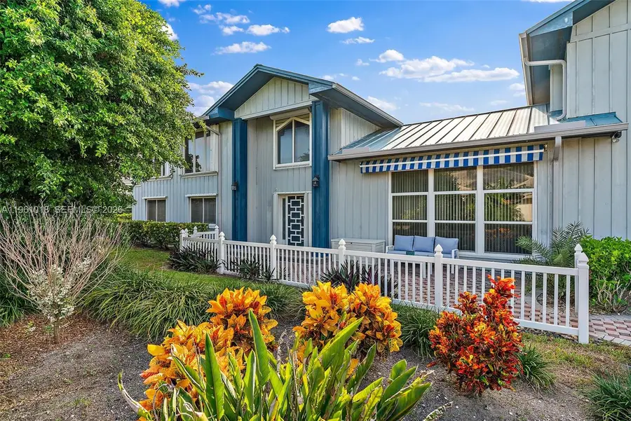 219 Colony Rd, Jupiter Inlet Colony, FL 33469 - #3