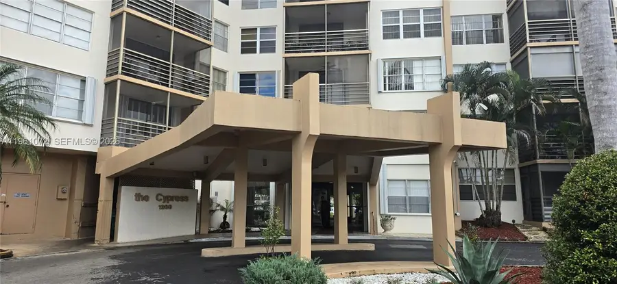 1200 Saint Charles Pl #207, Pembroke Pines, FL 33026 - Image #2