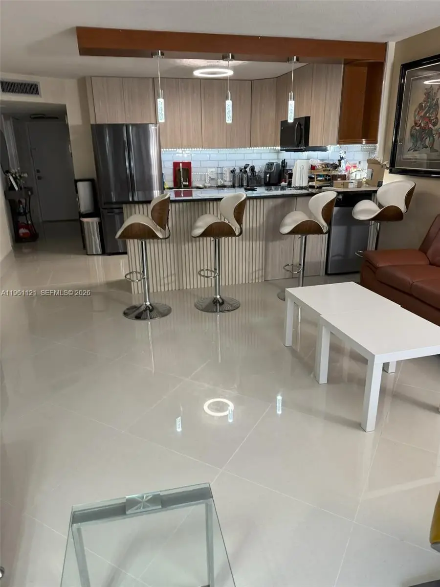 2801 NE 183rd St #310W, Aventura, FL 33160 - Image #2