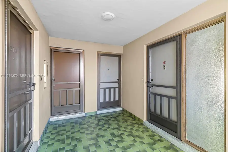 1690 NE 191st St #314-1, Miami, FL 33179 - Image #3