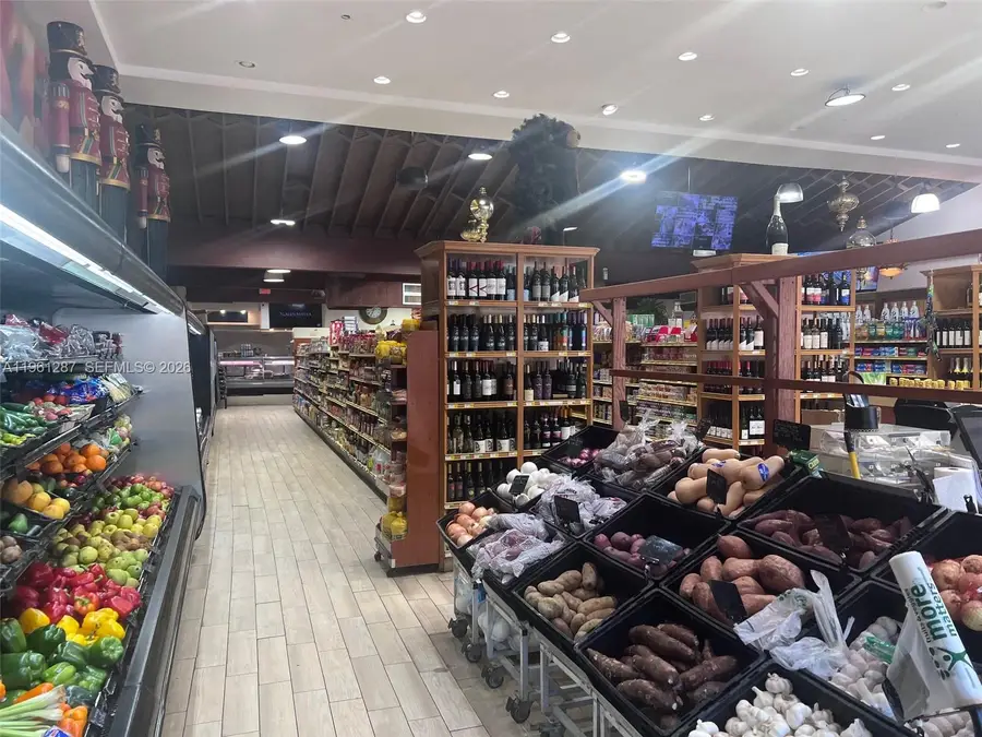 1305 SW 8th St, Miami, FL 33135 - Image #3