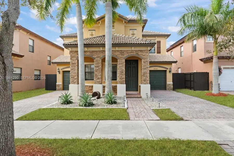 24306 SW 113th Psge, Homestead, FL 33032 - #2