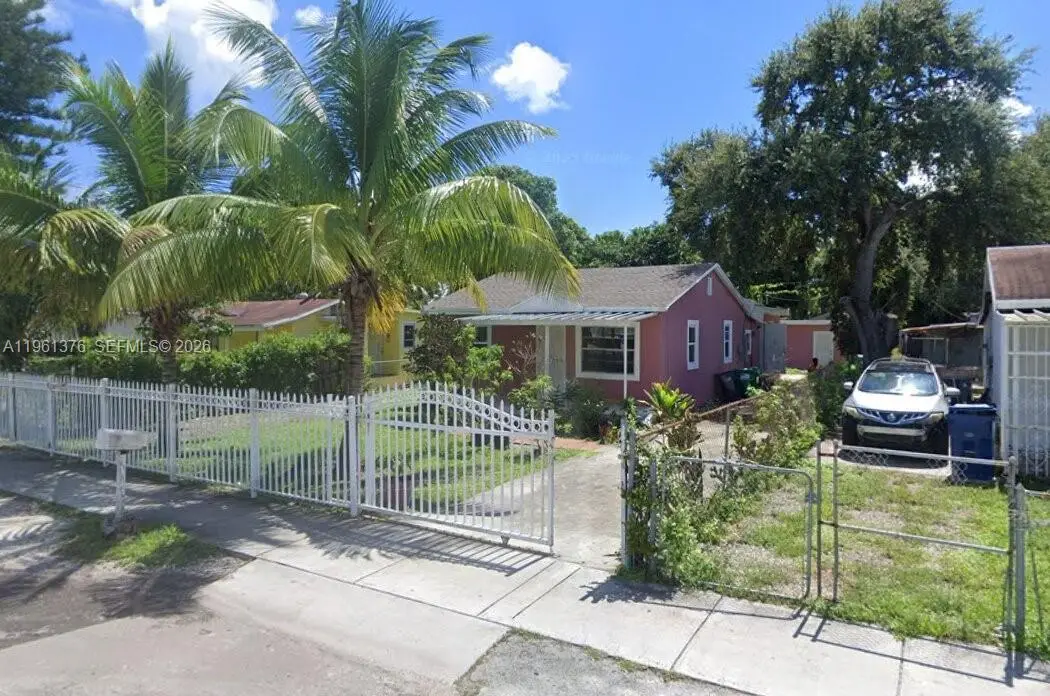 860 NW 115th St, Miami, FL 33168 - Image #1