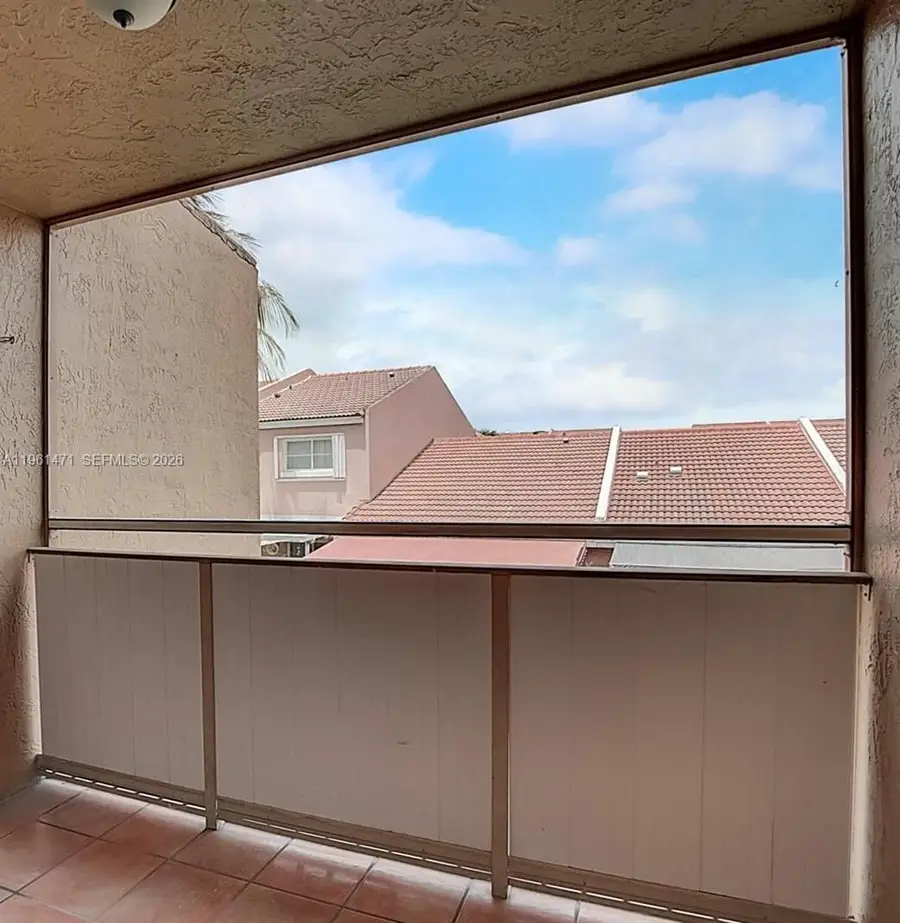 1132 NW 125th Path #204, Miami, FL 33182 - Image #3