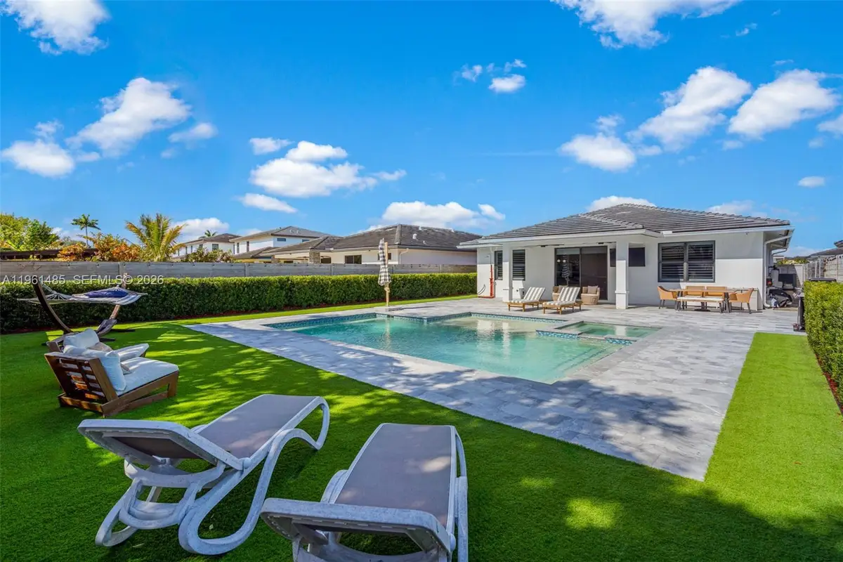 2872 SE 3rd St, Homestead, FL 33033 - Image #1