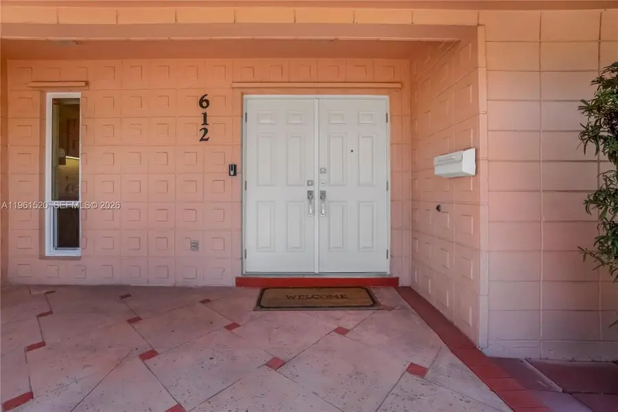 612 N 46th Ave, Hollywood, FL 33021 - #3