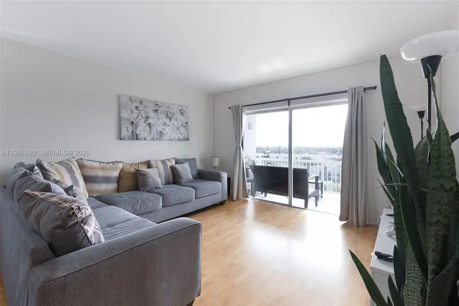 4400 Hillcrest Dr #901B, Hollywood, FL 33021 - #2