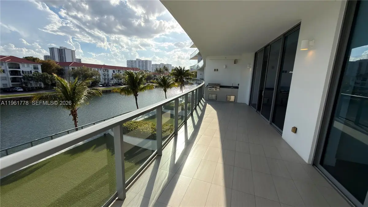 3250 NE 188th St #204, Aventura, FL 33180 - #1