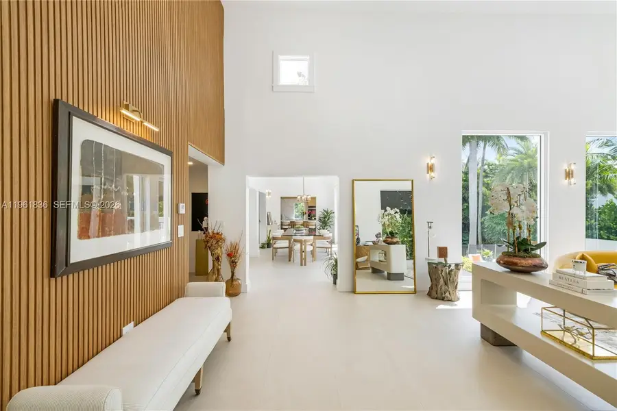 279 Galeon Ct, Coral Gables, FL 33143 - Image #2