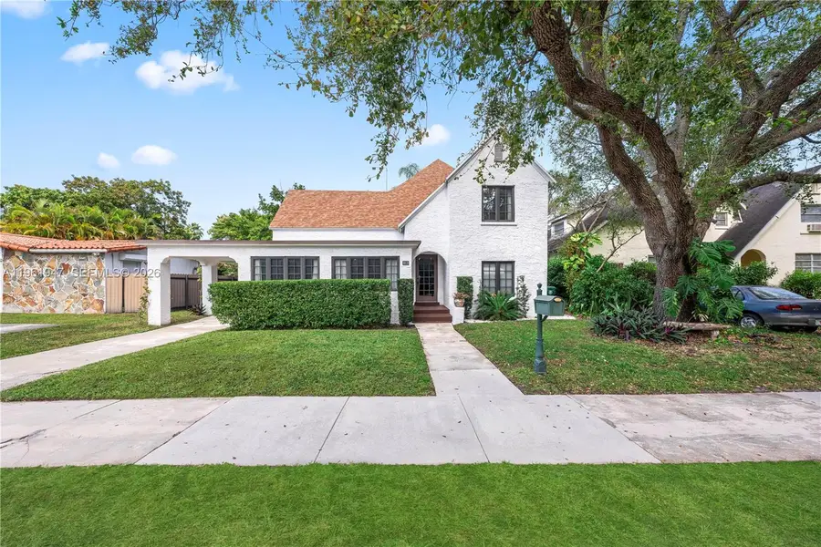 813 NE 81st St, Miami, FL 33138 - #2