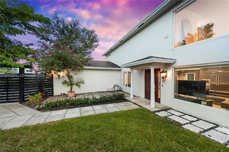 1617 SW 17th Ave, Fort Lauderdale, FL 33312 - Image #3