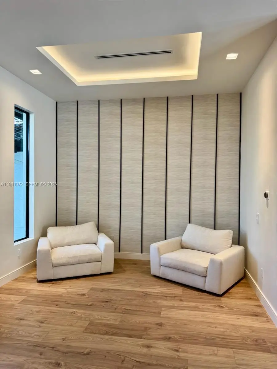 12100 NW 21st Ct, Plantation, FL 33323 - Image #2