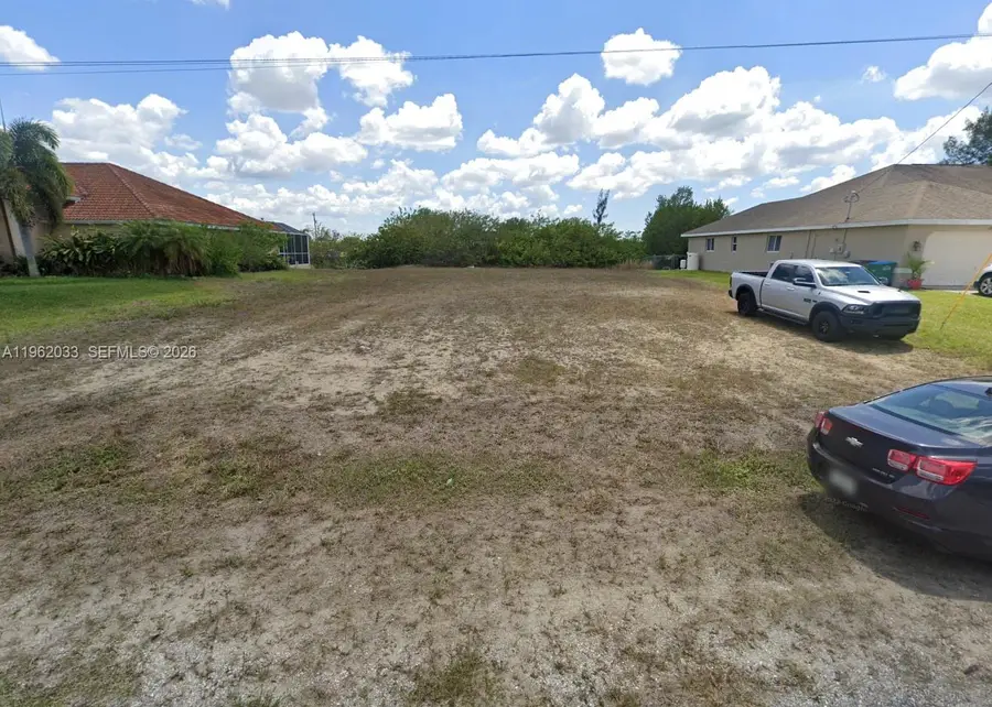 124 NE 18th St, Cape Coral, FL 33909 - #3