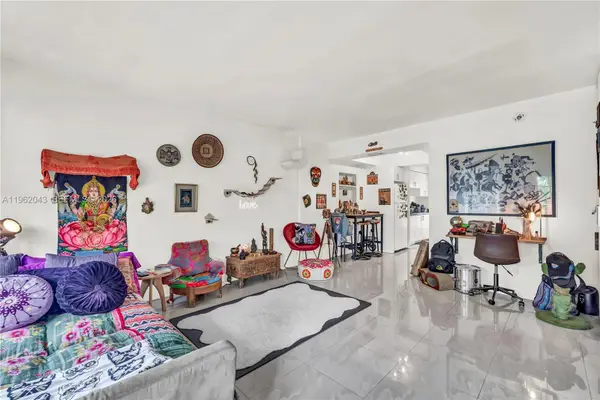 8550 Byron Ave #2H, Miami Beach, FL 33141