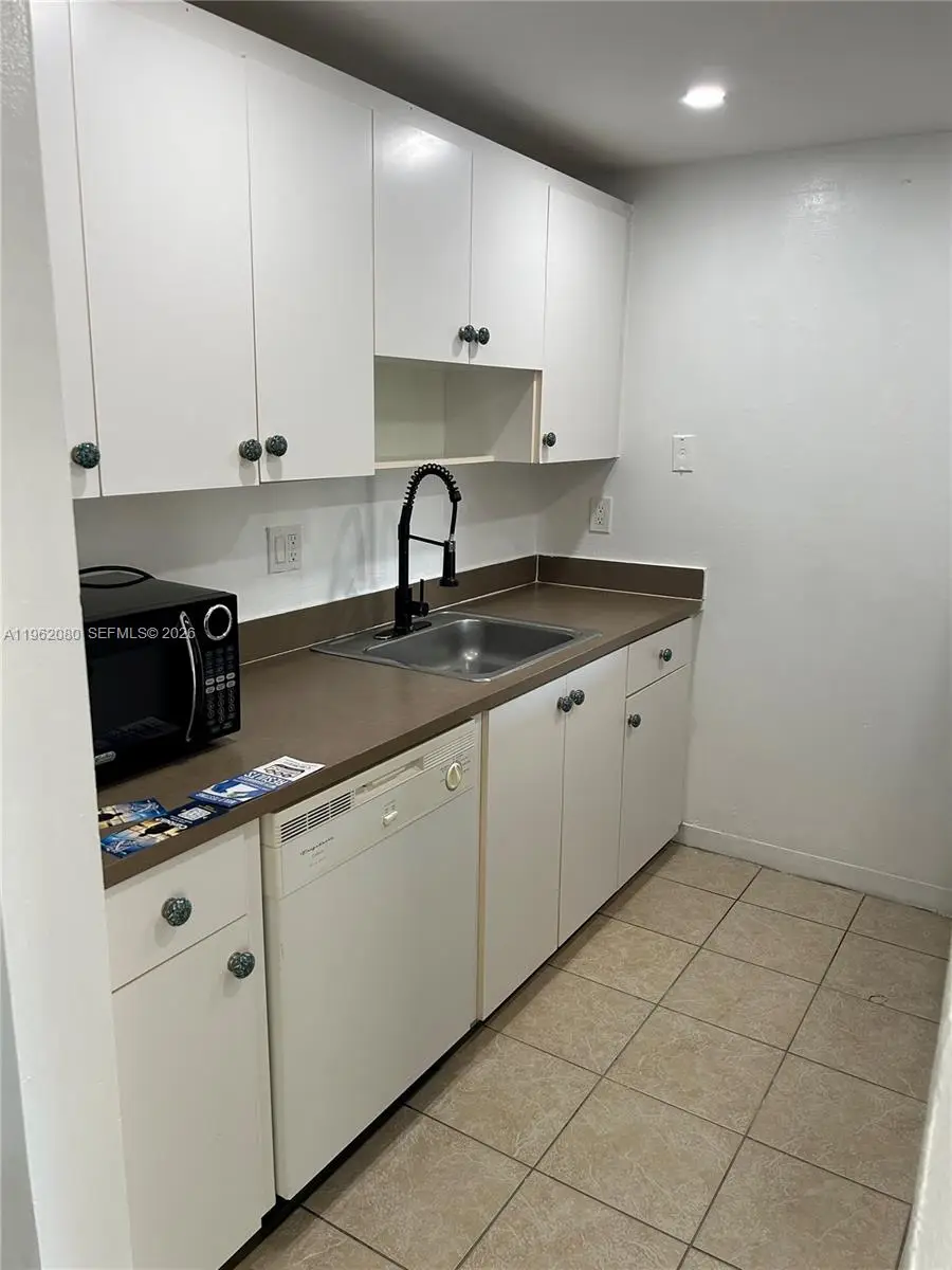 14311 N Kendall Dr #402A, Miami, FL 33186 - Image #2