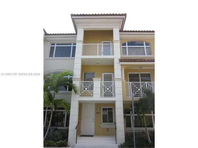 18402 NE 27 Ct #124, Aventura, FL 33160 - #2