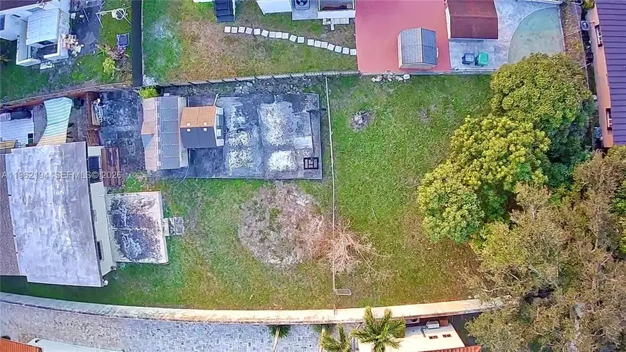 8891 SW 28th St, Miami, FL 33165 - #2