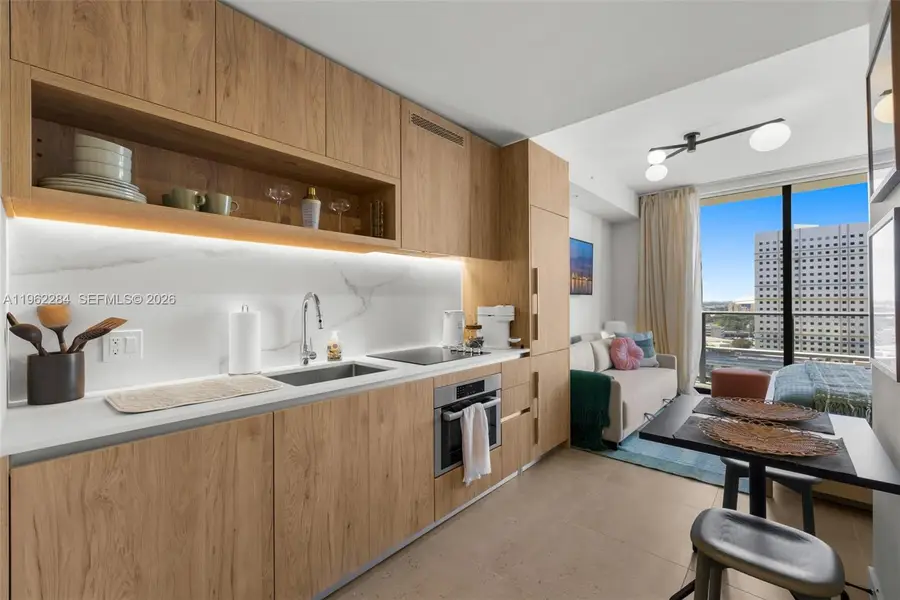 11 NE 6th St #1615, Miami, FL 33132 - #3