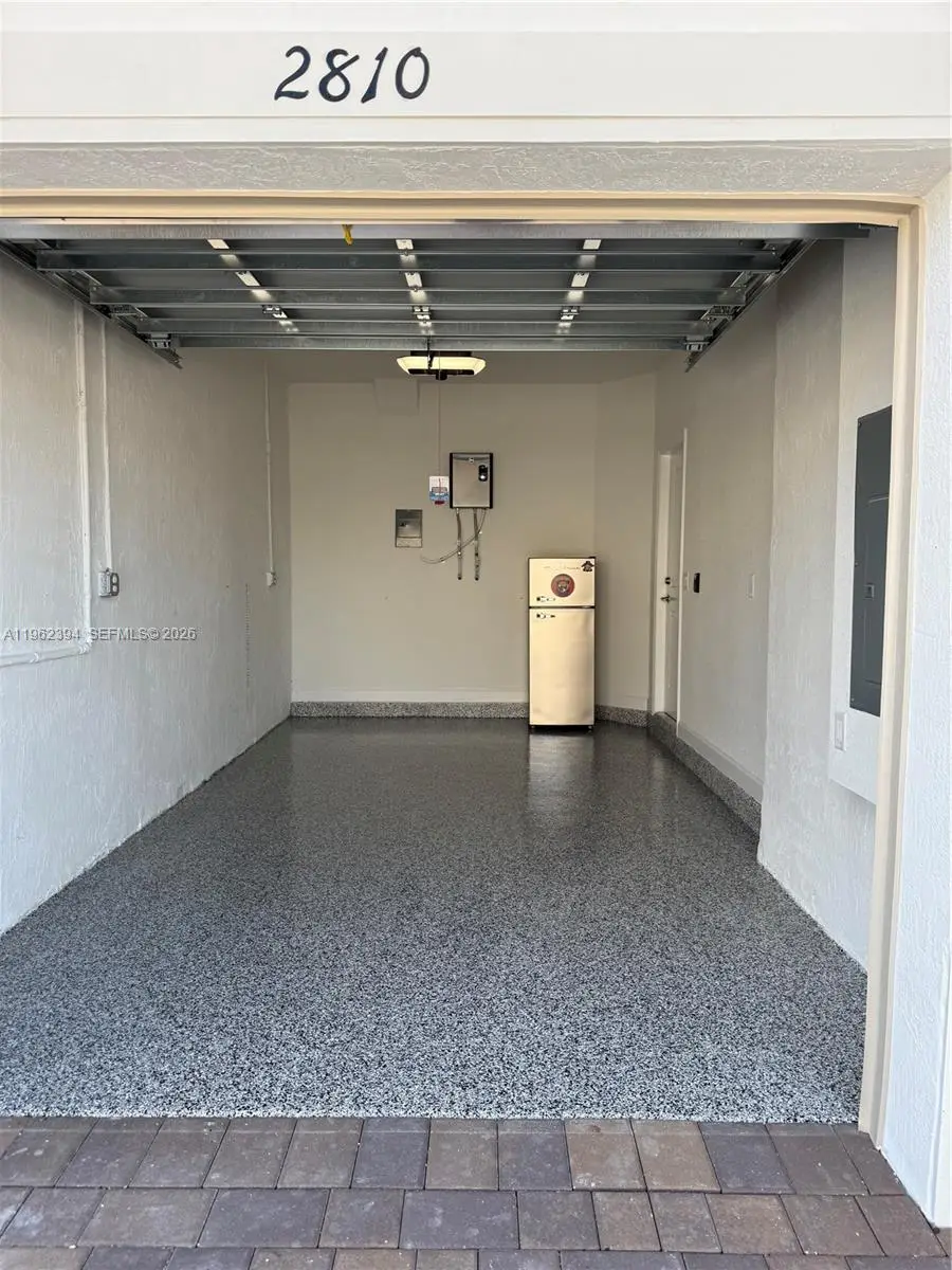 2810 SE 24th Ave, Homestead, FL 33035 - Image #2