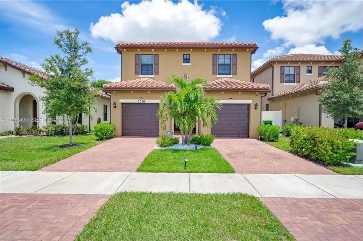 5016 NW 48th Ln, Tamarac, FL 33319 - Image #1
