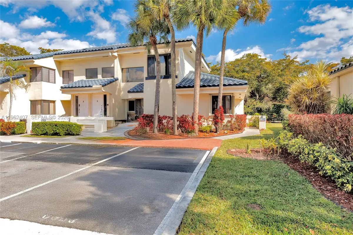 8025 NW 15th Mnr #8025, Plantation, FL 33322 - #1